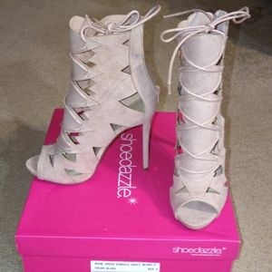 Size 8 Shoedazzle Blush Analy Dress Heels like new